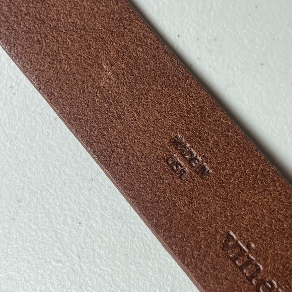 Vineyard Vines Size 30 Classic Brown Boat Anchor Clasp Buckle Belt - Picture 11 of 11